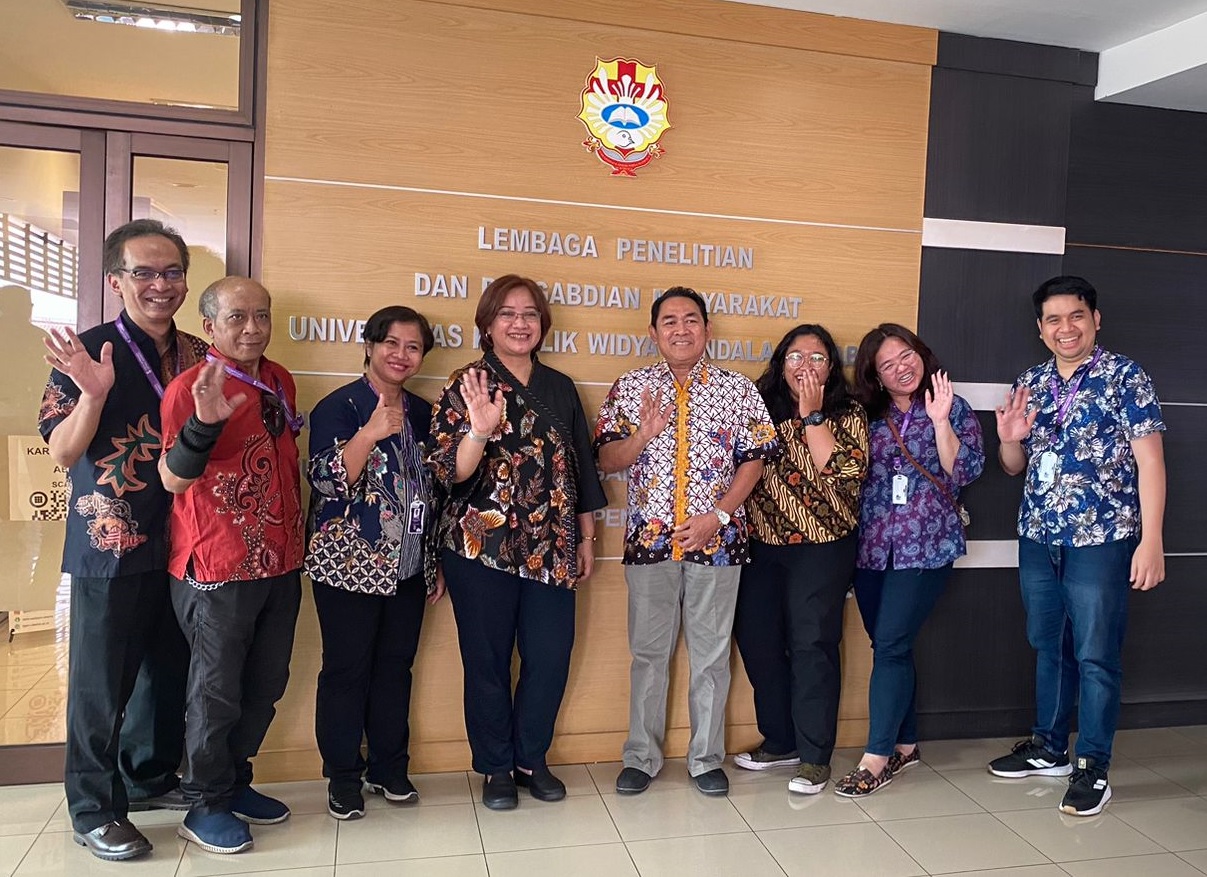 Studi Banding LPPM SCU ke Surabaya-Malang (UKWM, UKDC, dan UKWK)